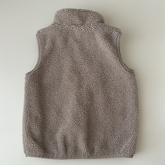 H&M Toddler Sherpa Fleece Vest Beige Size 2T - Picture 4 of 7